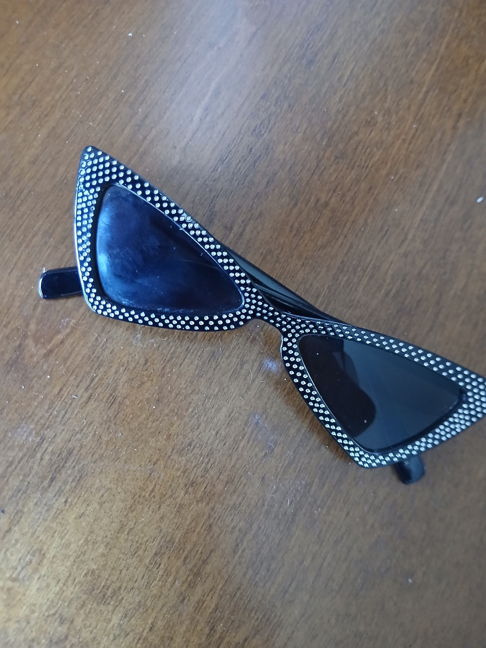 Pinup Sunglasses - Picture 2 of 2